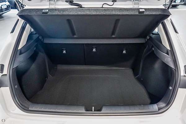 2026 Kia K4 S CL4m thumb-12