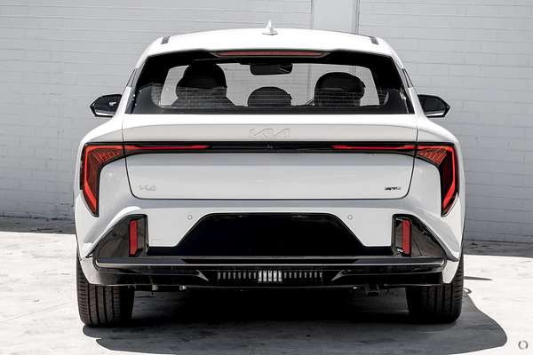 2026 Kia K4 GT-Line CL4m thumb-2
