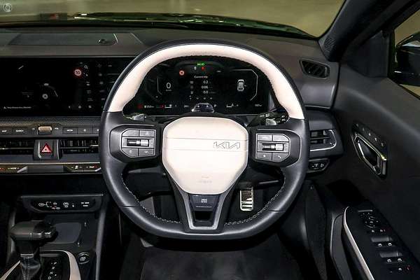 2026 Kia K4 GT-Line CL4m thumb-6