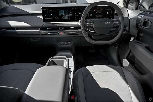 2026 Kia EV3 Air Standard Range SV thumb-6