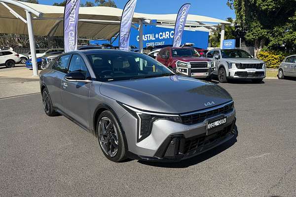 2025 Kia K4 GT-Line CL4m