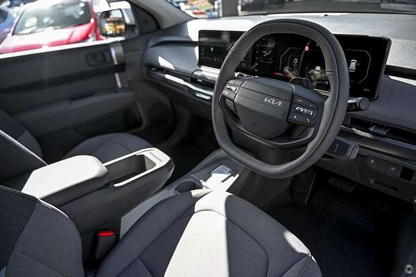 2026 Kia EV3 Air Standard Range SV thumb-8