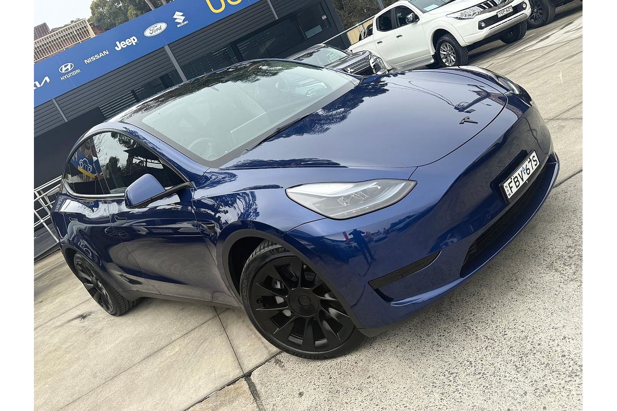2023 Tesla Model Y Rear-Wheel Drive