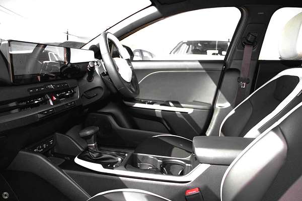2026 Kia K4 GT-Line CL4m thumb-6