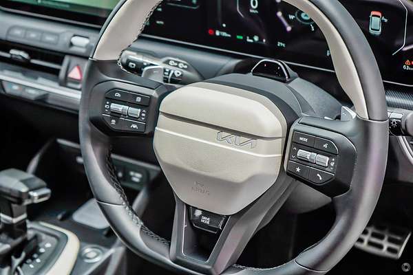 2026 Kia K4 GT-Line CL4m thumb-9