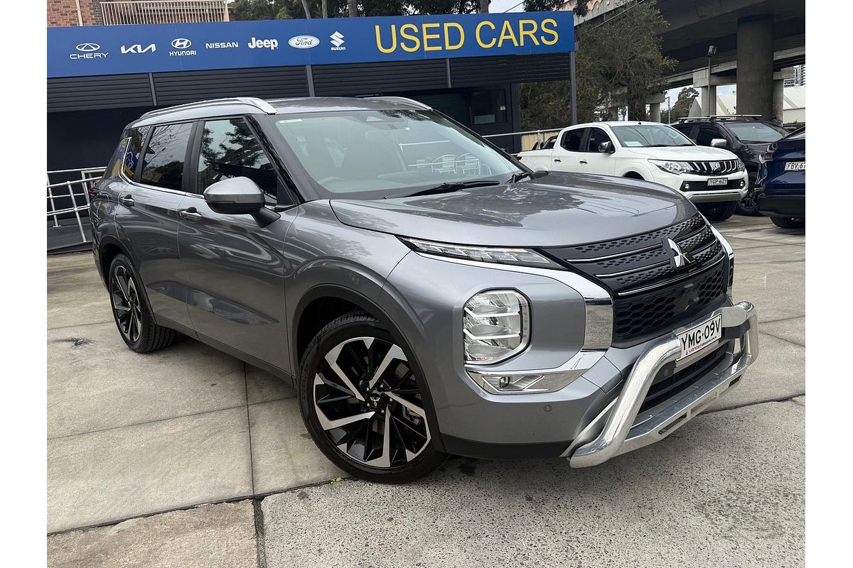 2022 Mitsubishi Outlander LS ZM