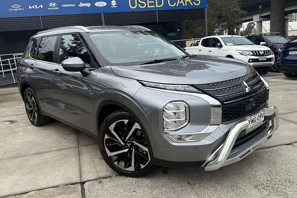 2022 Mitsubishi Outlander LS ZM