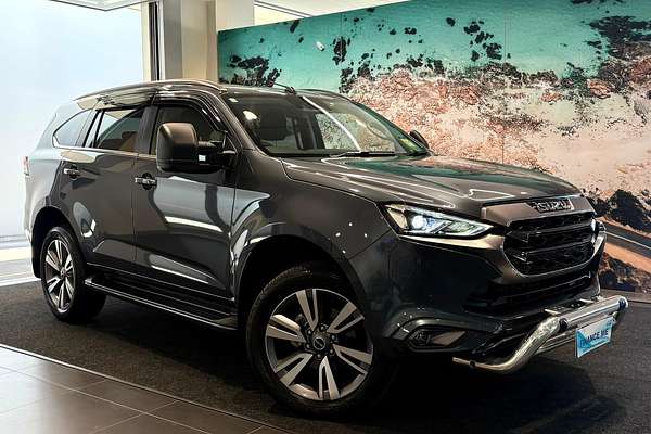 2024 Isuzu MU-X LS-T
