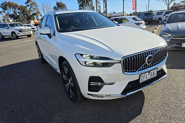 2022 Volvo XC60 B5 Inscription