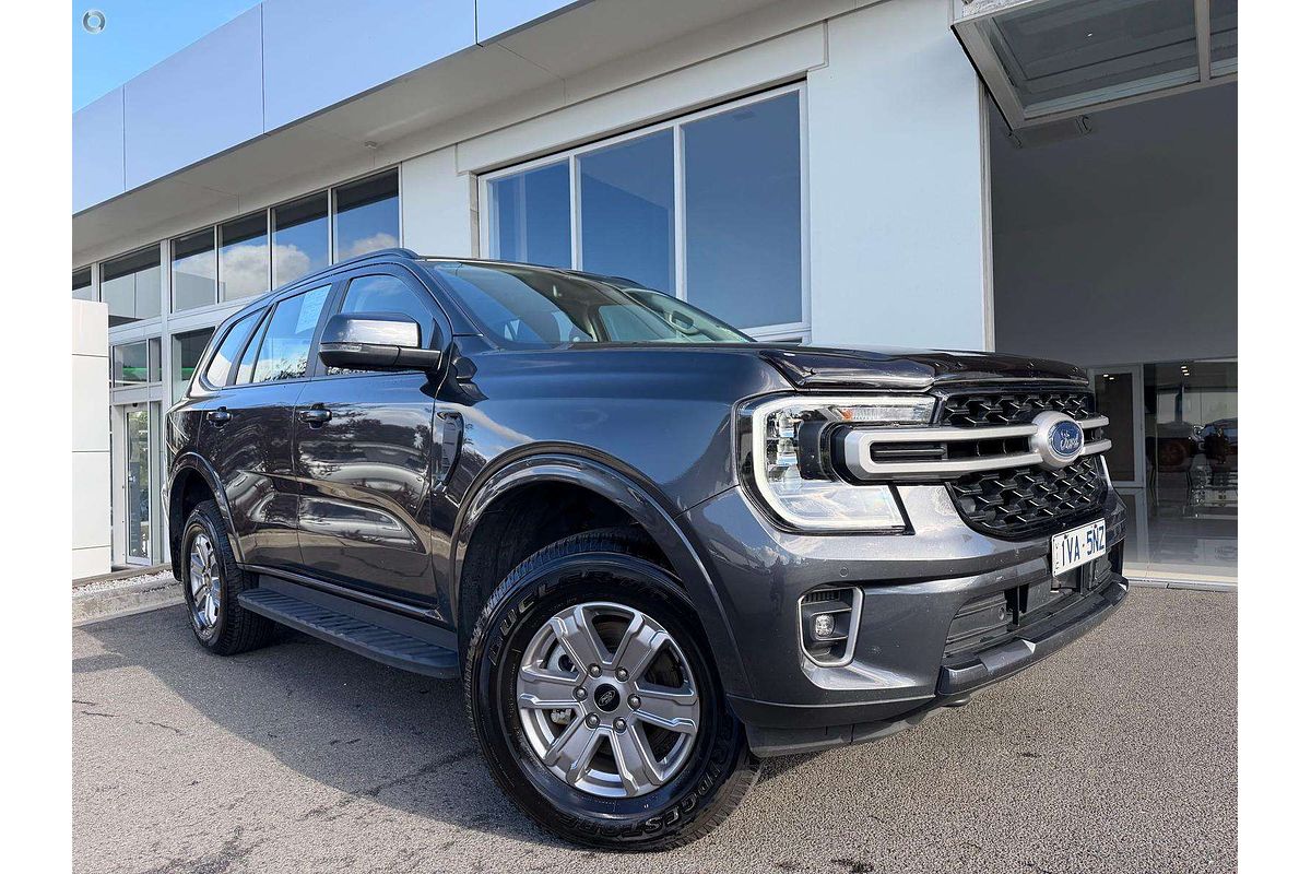 2025 Ford Everest Ambiente 2.0L