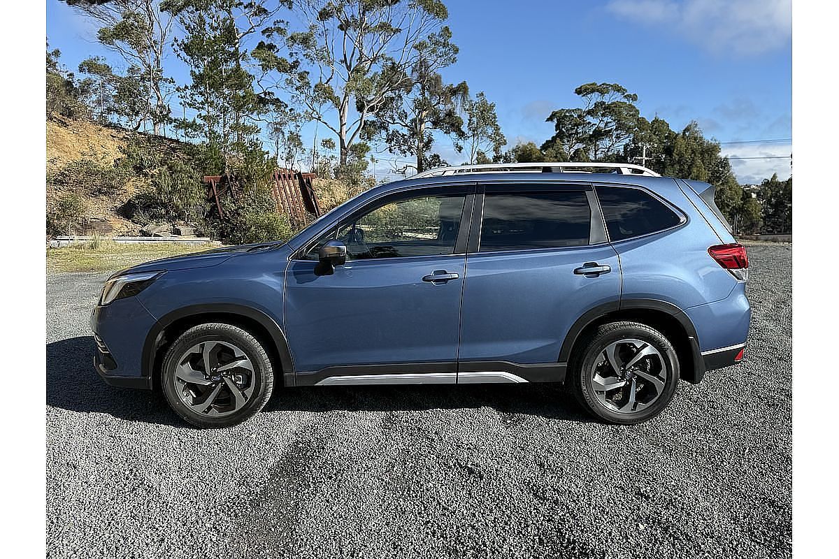 2022 Subaru Forester 2.5i-S S5