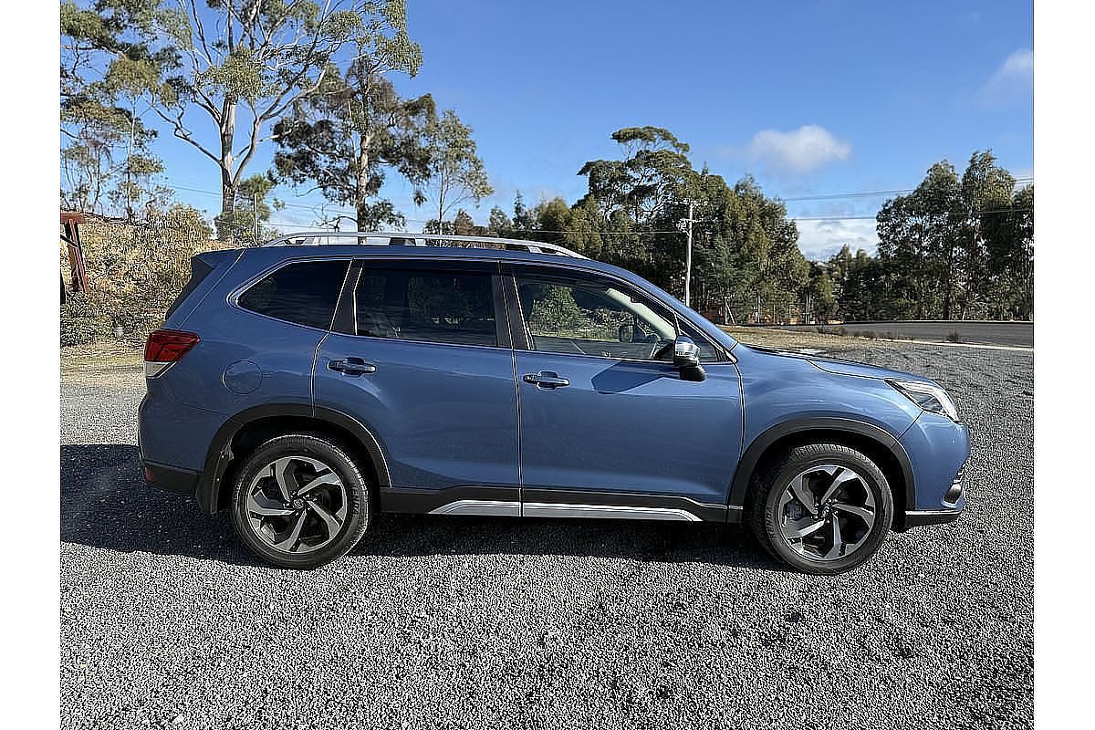 2022 Subaru Forester 2.5i-S S5