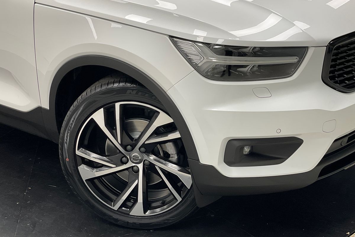 2021 Volvo Unknown