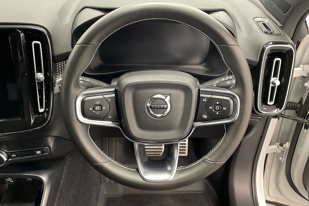 2021 Volvo Unknown
