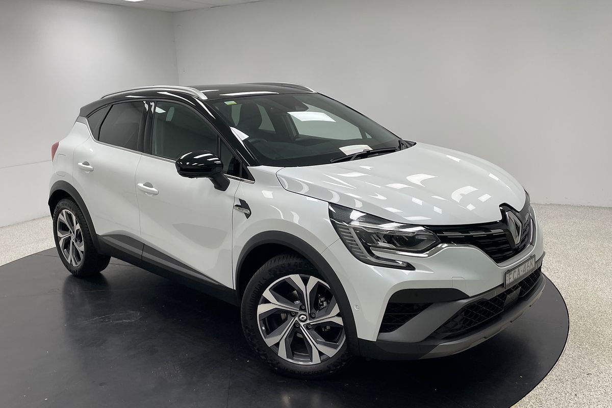 2022 Renault Captur R.S. Line XJB