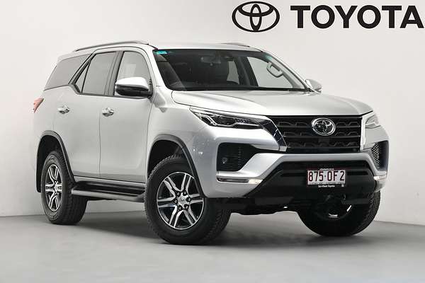 2025 Toyota Fortuner GXL GUN156R