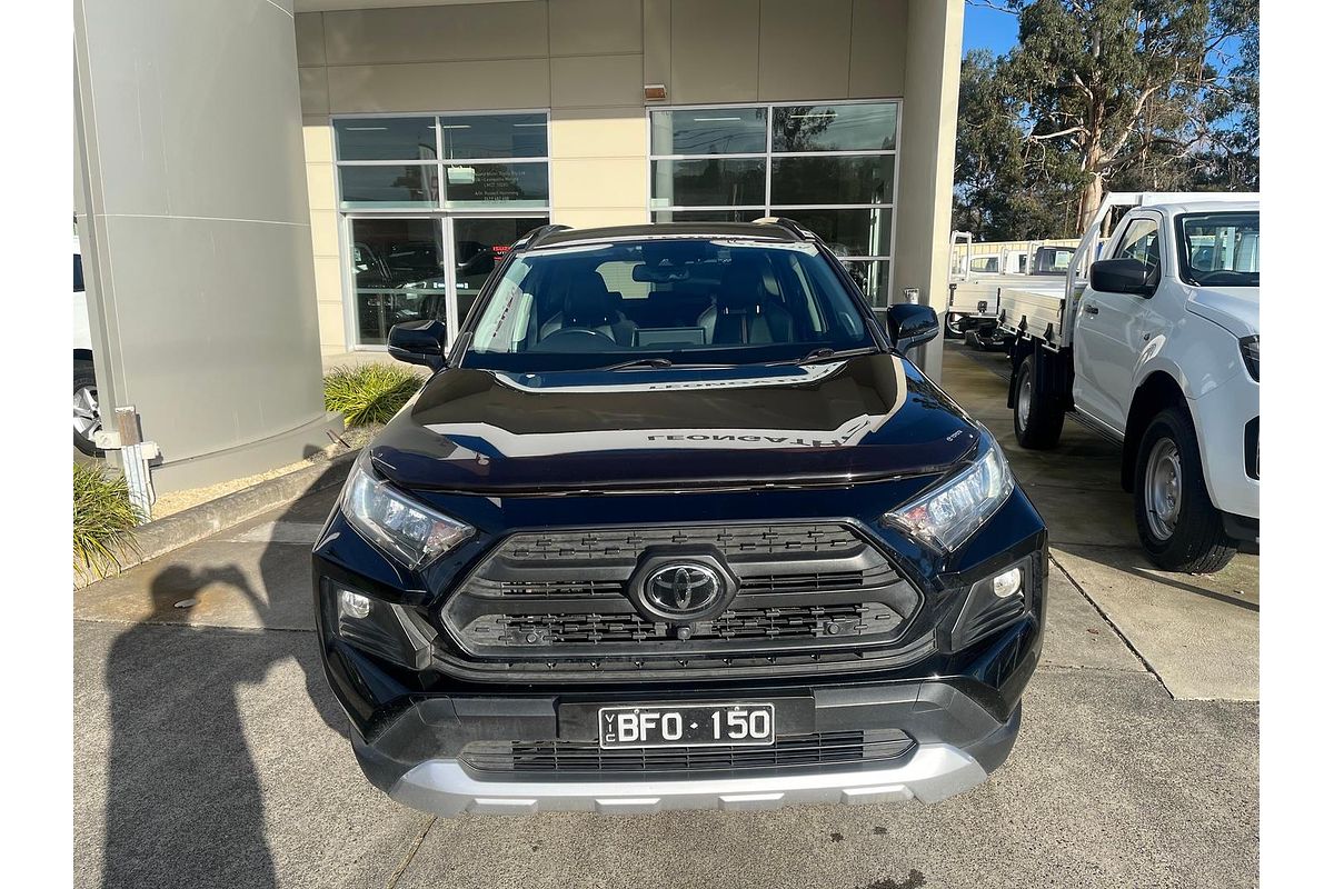 2020 Toyota RAV4 Edge AXAA54R