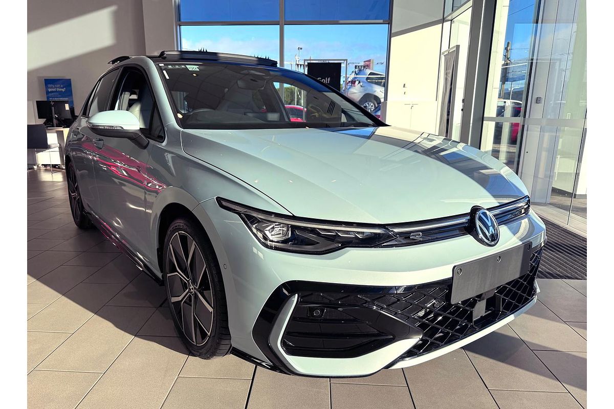 2025 Volkswagen Golf 110TSI R-Line 8.5