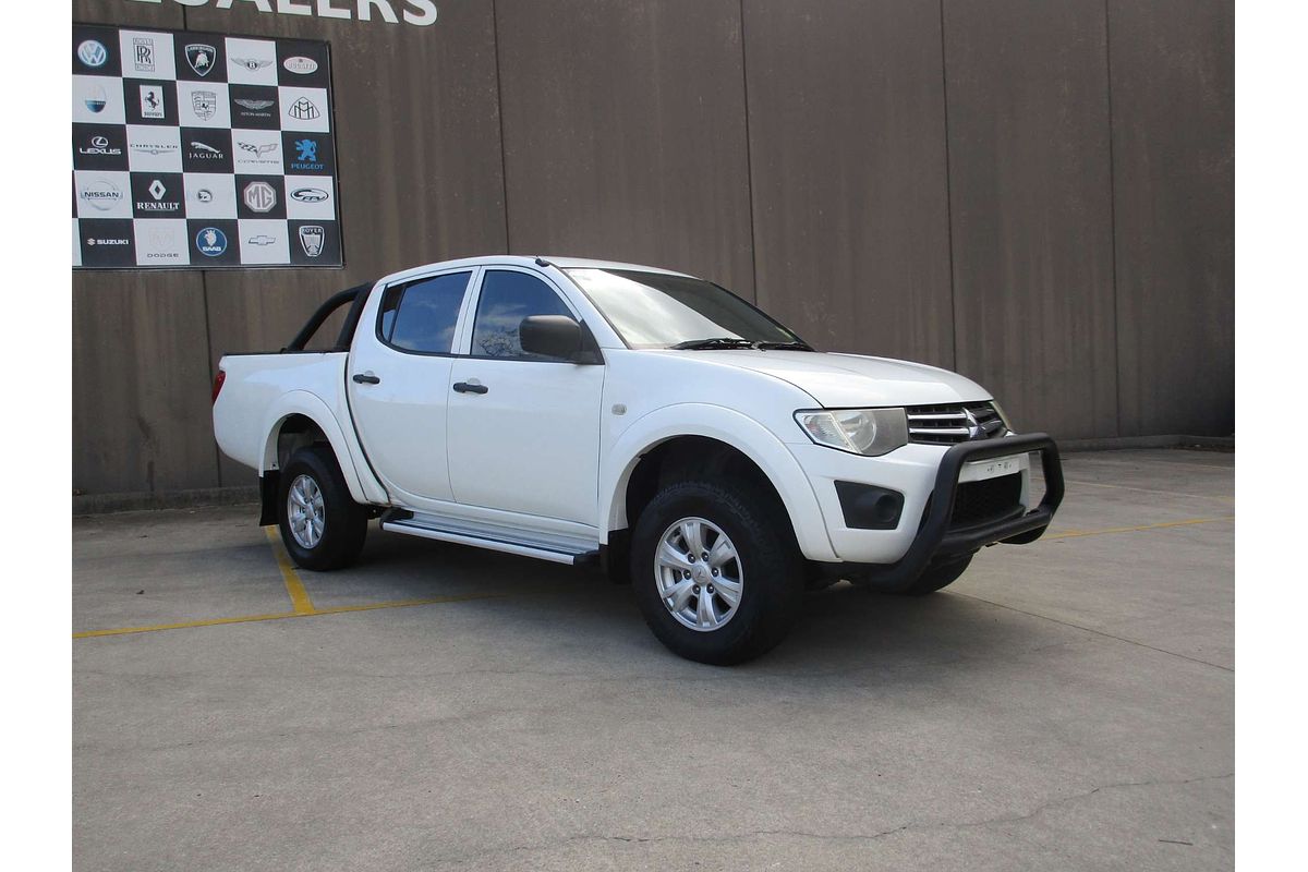 2015 Mitsubishi Triton GLX MQ 4X4