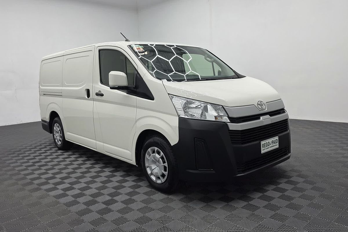 2021 Toyota Hiace GDH300R LWB image 7