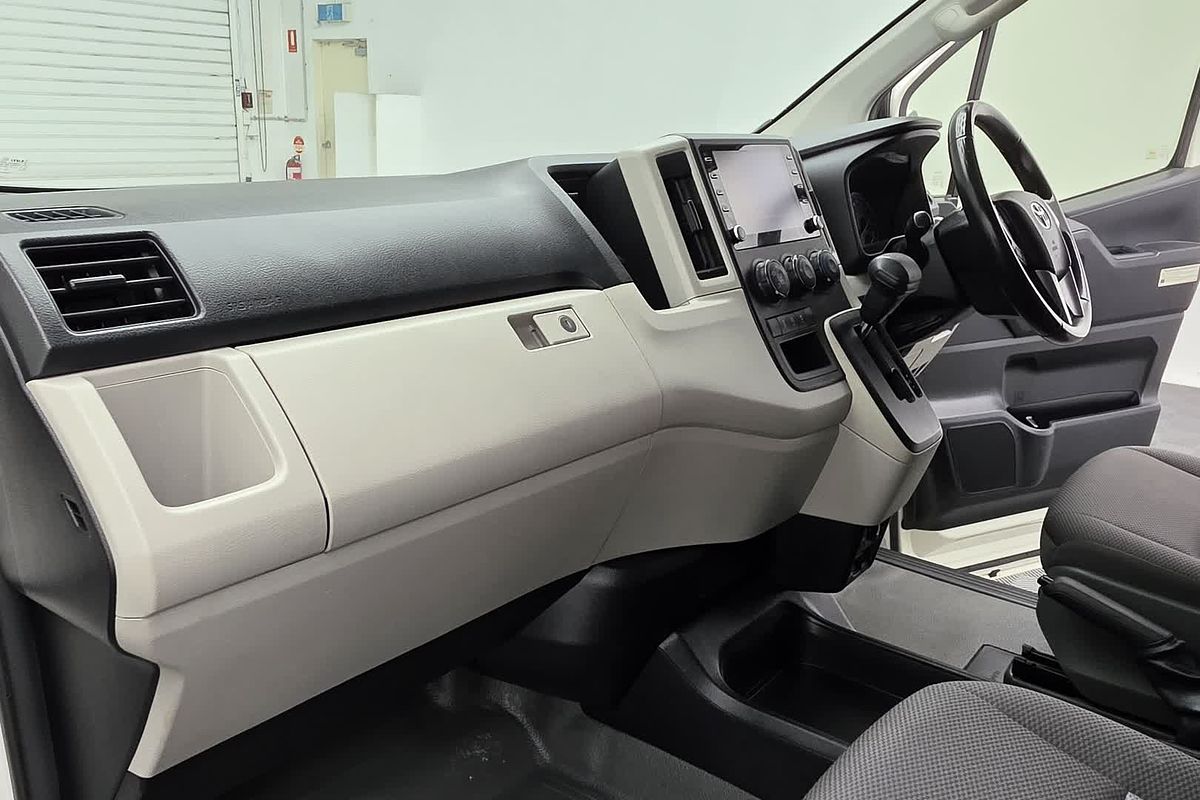 2021 Toyota Hiace GDH300R LWB image 29