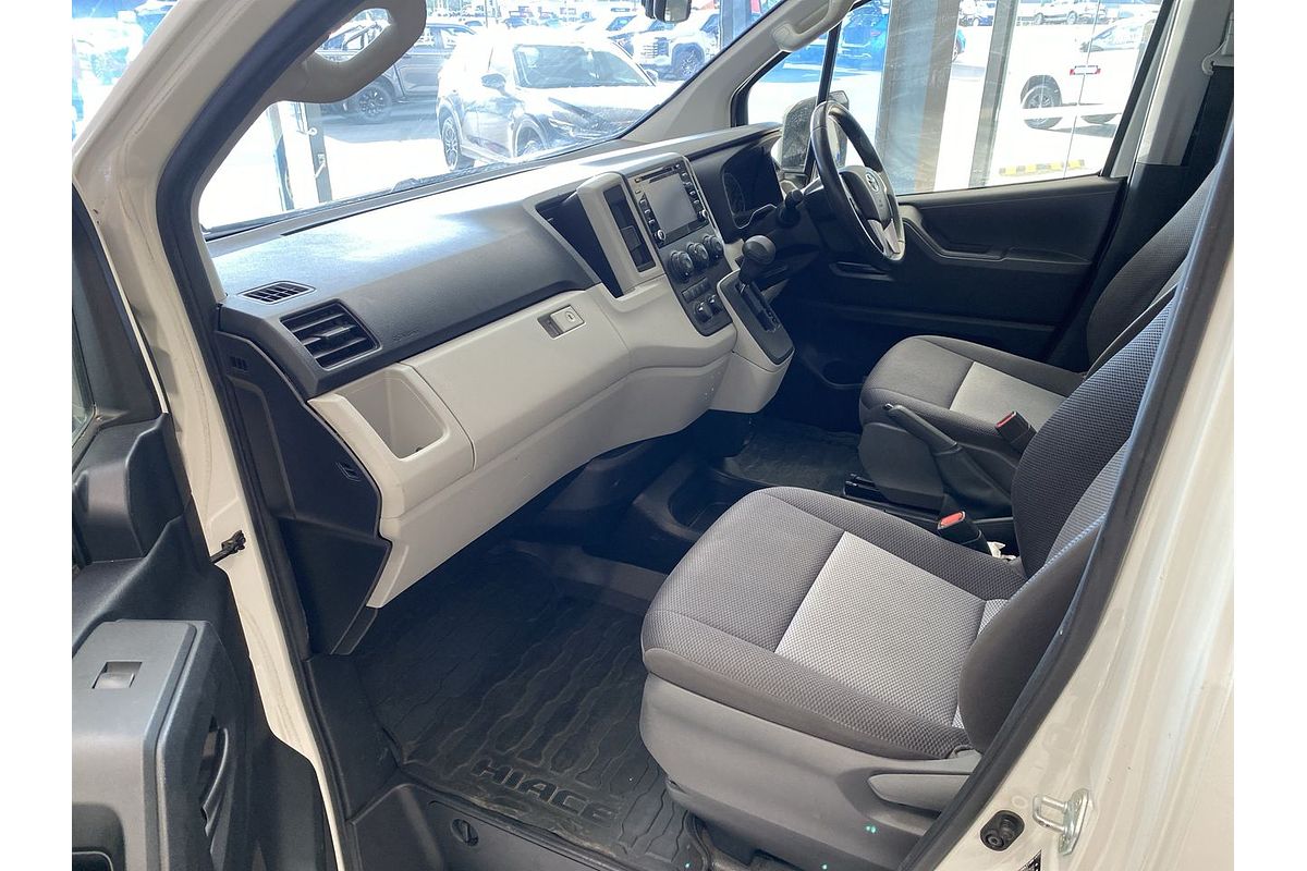 2019 Toyota Hiace Commuter GDH322R ELWB High Roof