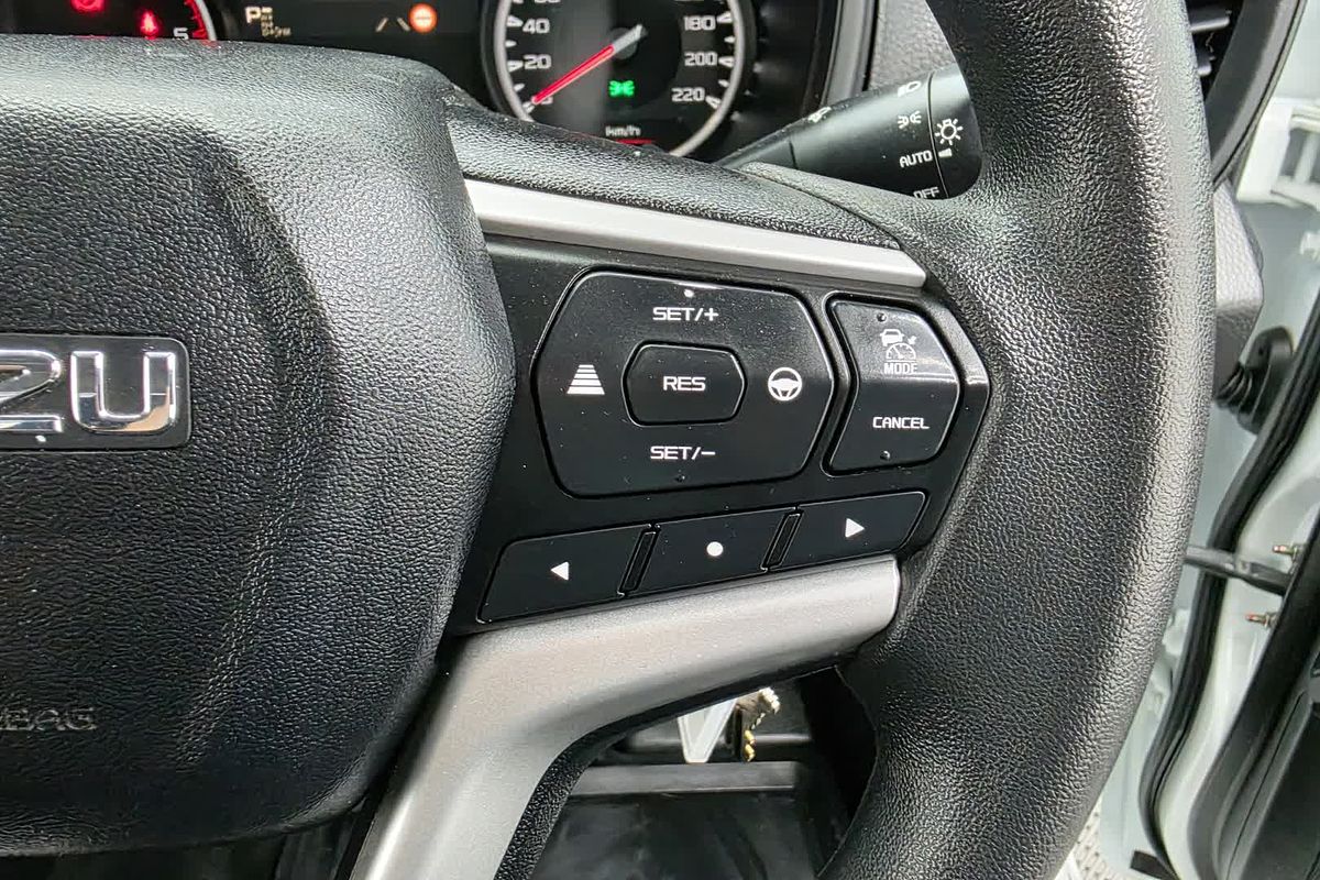 2022 Isuzu D-MAX SX 4X4