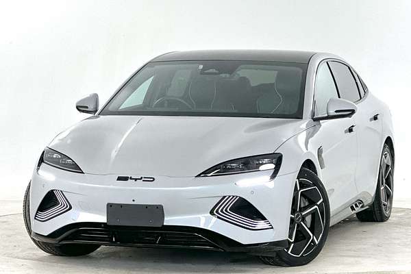2023 BYD SEAL Performance