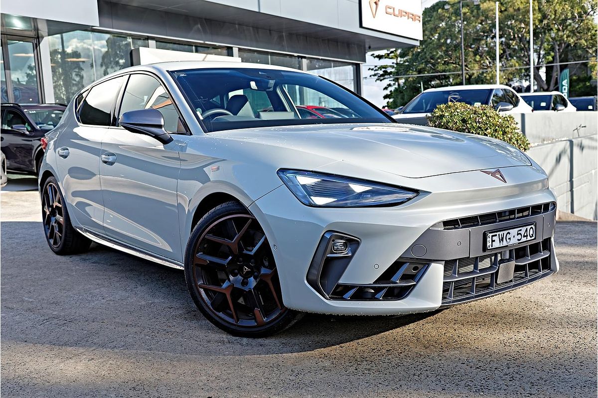 2025 CUPRA Leon VZx KL