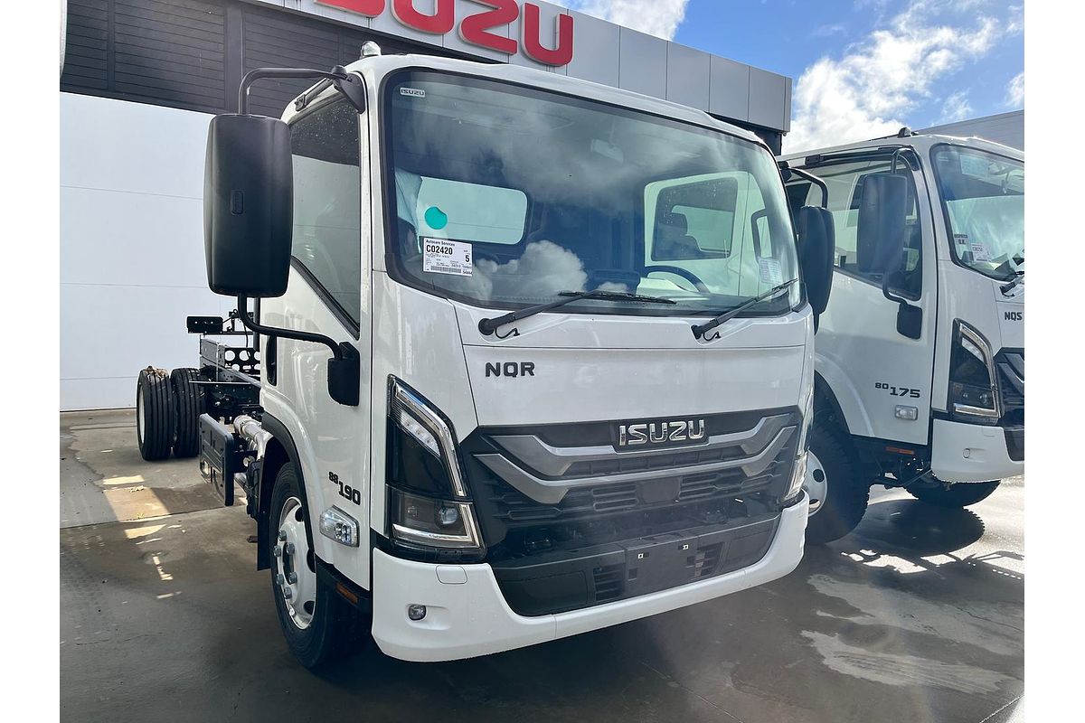 2025 Isuzu N Series NQR 88/80-190 AM D45