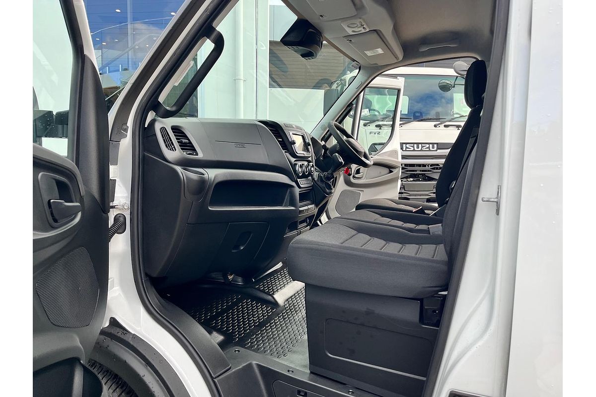 2025 IVECO Daily 35S14V image 19