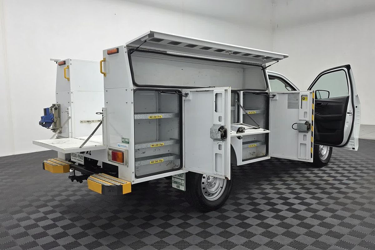 2022 Isuzu D-MAX SX 4X4