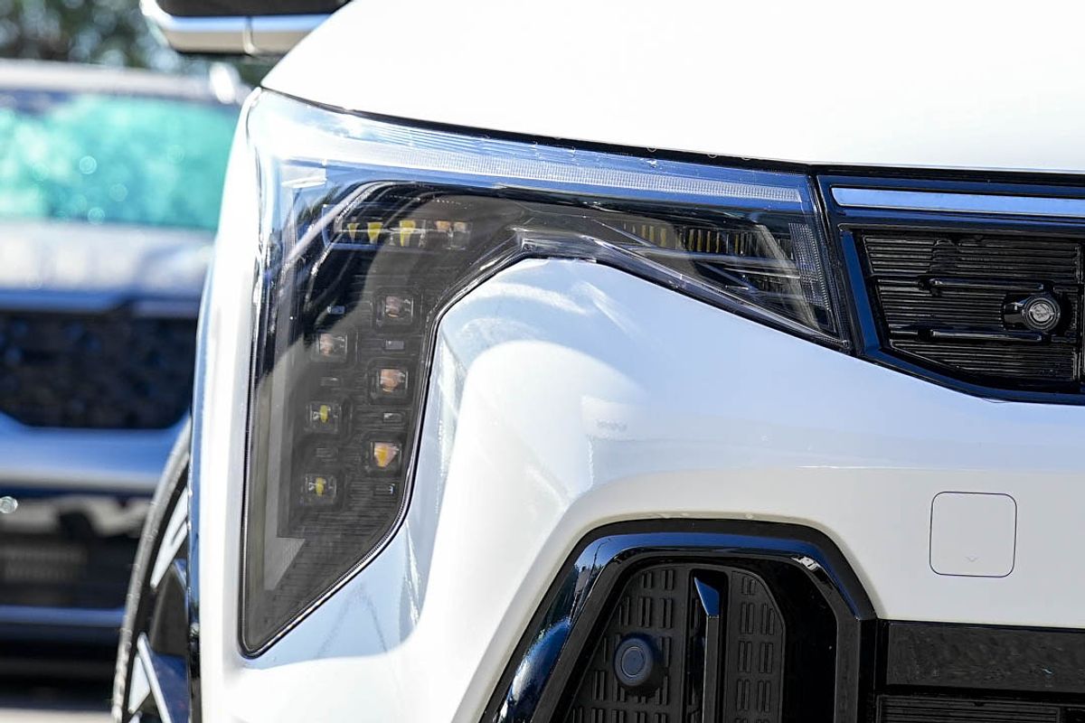 2025 Kia K4 GT-Line CL4m