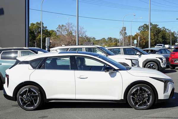 2025 Kia K4 GT-Line CL4m thumb-4
