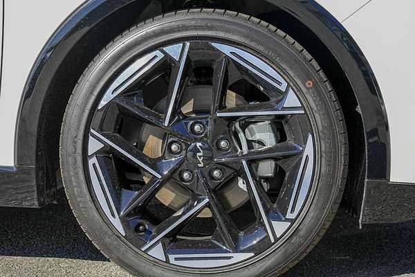 2025 Kia K4 GT-Line CL4m thumb-3