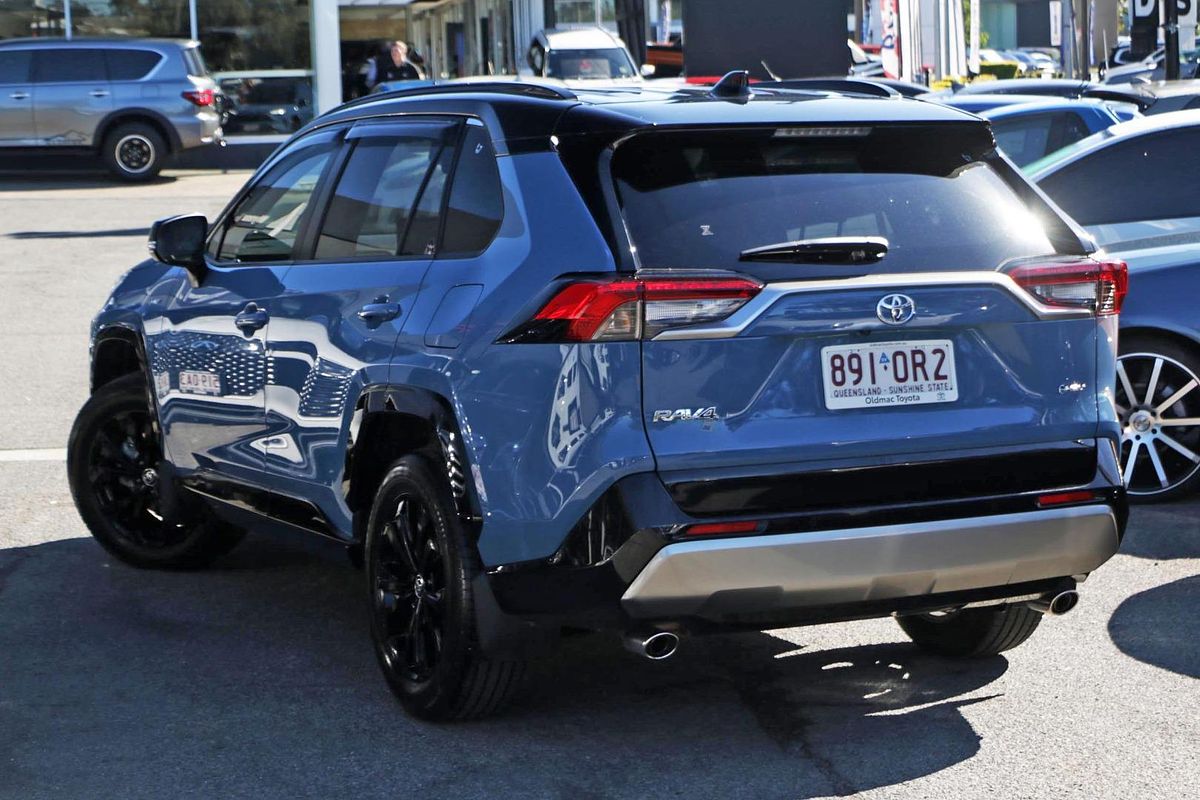 2025 Toyota RAV4 XSE AXAH52R
