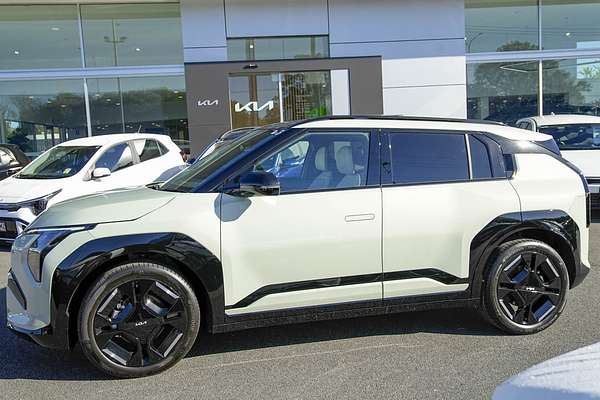 2026 Kia EV3 GT-Line Long Range SV thumb-4