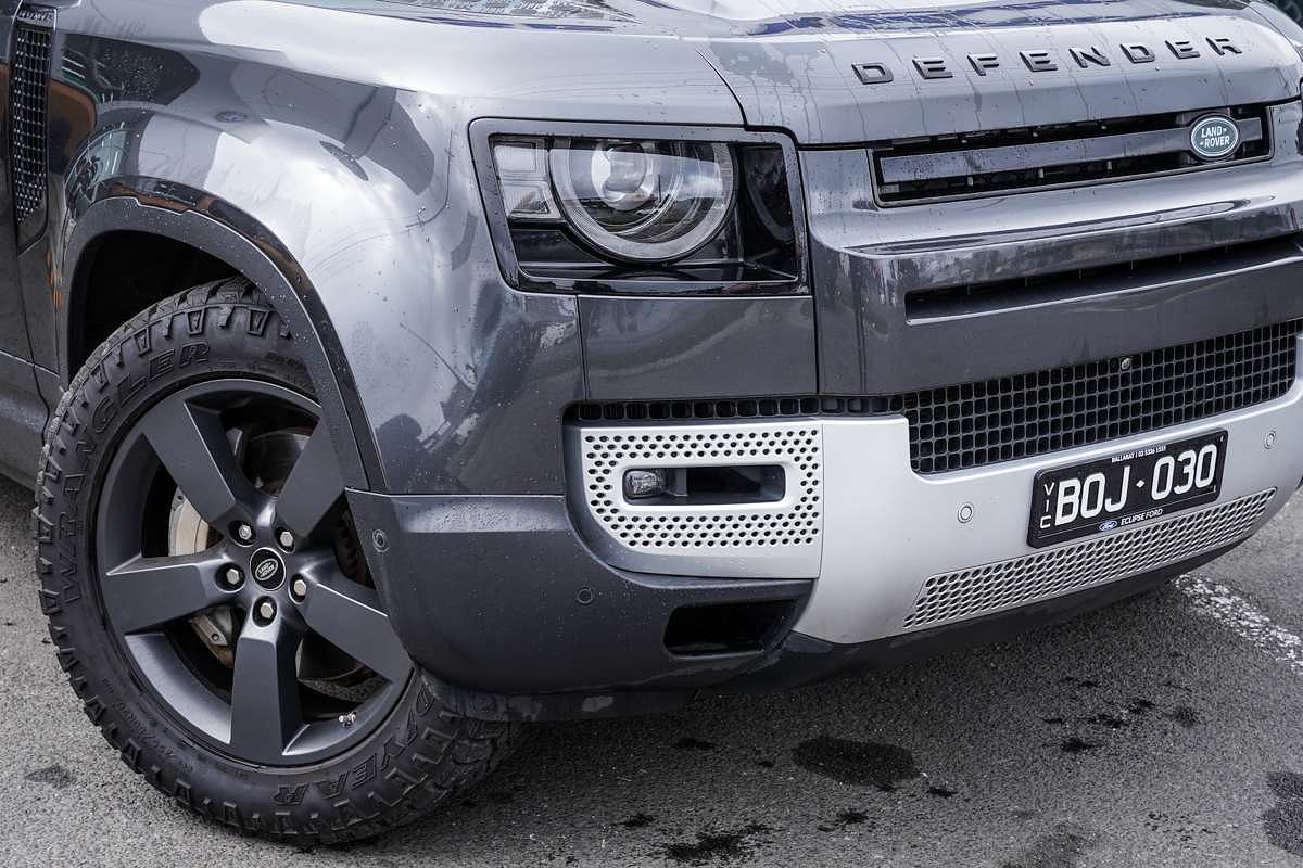 2021 Land Rover Defender 110 D300 SE L663