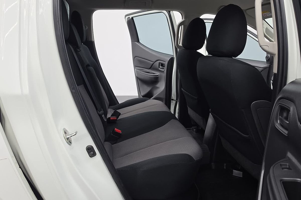2022 Mitsubishi Triton GLX MR Rear Wheel Drive