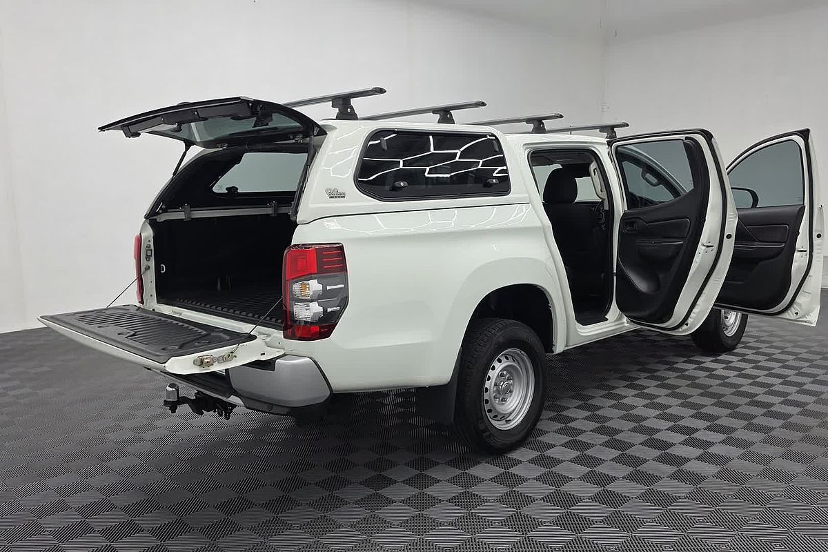 2022 Mitsubishi Triton GLX MR Rear Wheel Drive