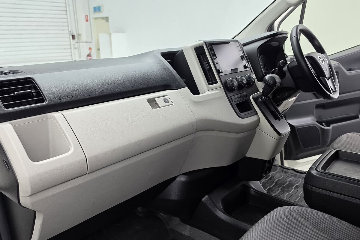 2021 Toyota Hiace GDH300R LWB