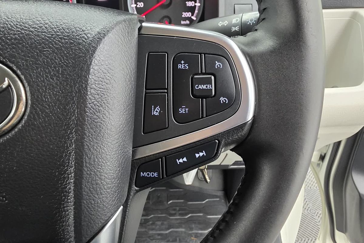 2021 Toyota Hiace GDH300R LWB