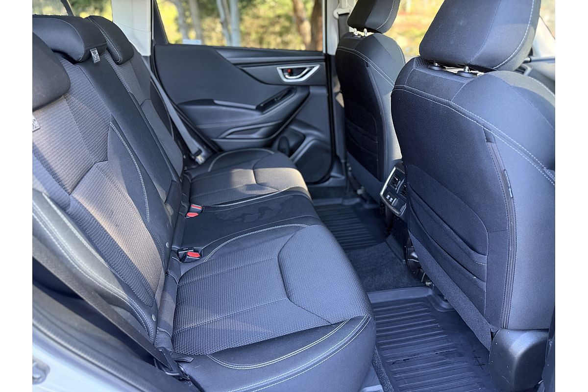 2020 Subaru Forester 2.5i S5