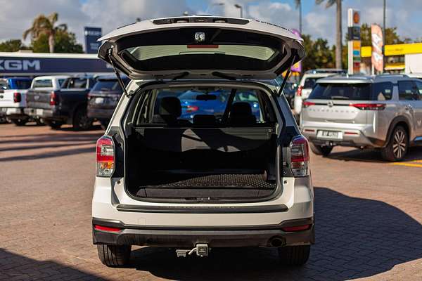 2016 Subaru Forester 2.5i-L S4 thumb-9