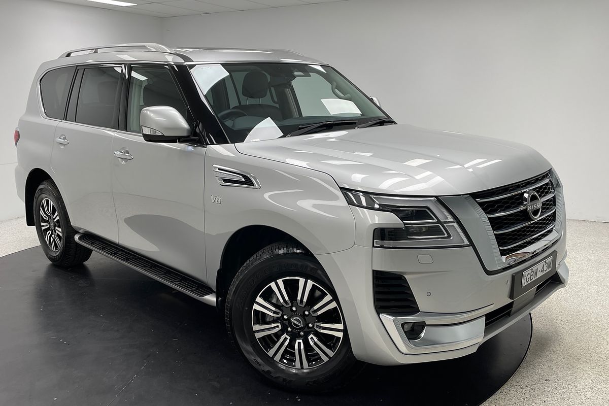 2023 Nissan Y62