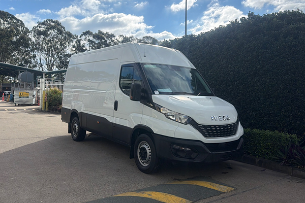 2021 IVECO Daily 35S14V