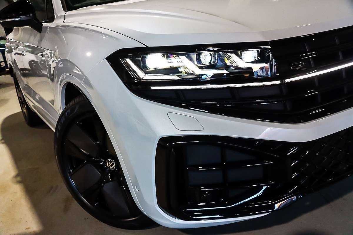 2026 Volkswagen Touareg 210TDI Wolfsburg Edition RC
