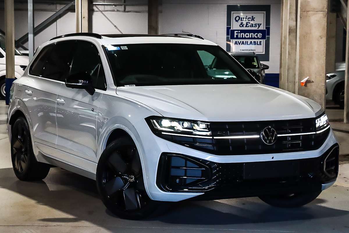 2026 Volkswagen Touareg 210TDI Wolfsburg Edition RC