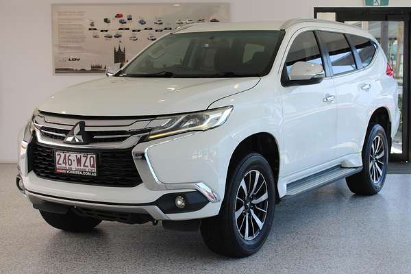 2016 Mitsubishi Pajero Sport GLX QE