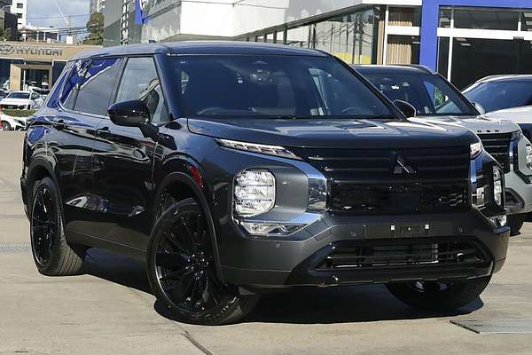 2026 Mitsubishi Outlander Black Edition ZM